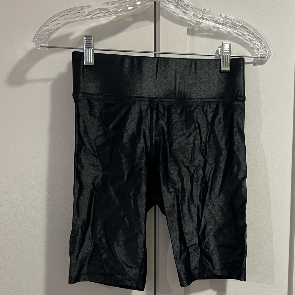 Black Metallic Carbon 38 Biker Shorts